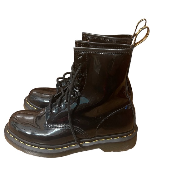 Dr. Martens black Airwair with bouncing soles combat boots size 6! - Picture 2 of 7